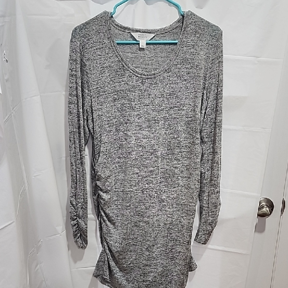 Market & Spruce Heather Gray Maternity Top